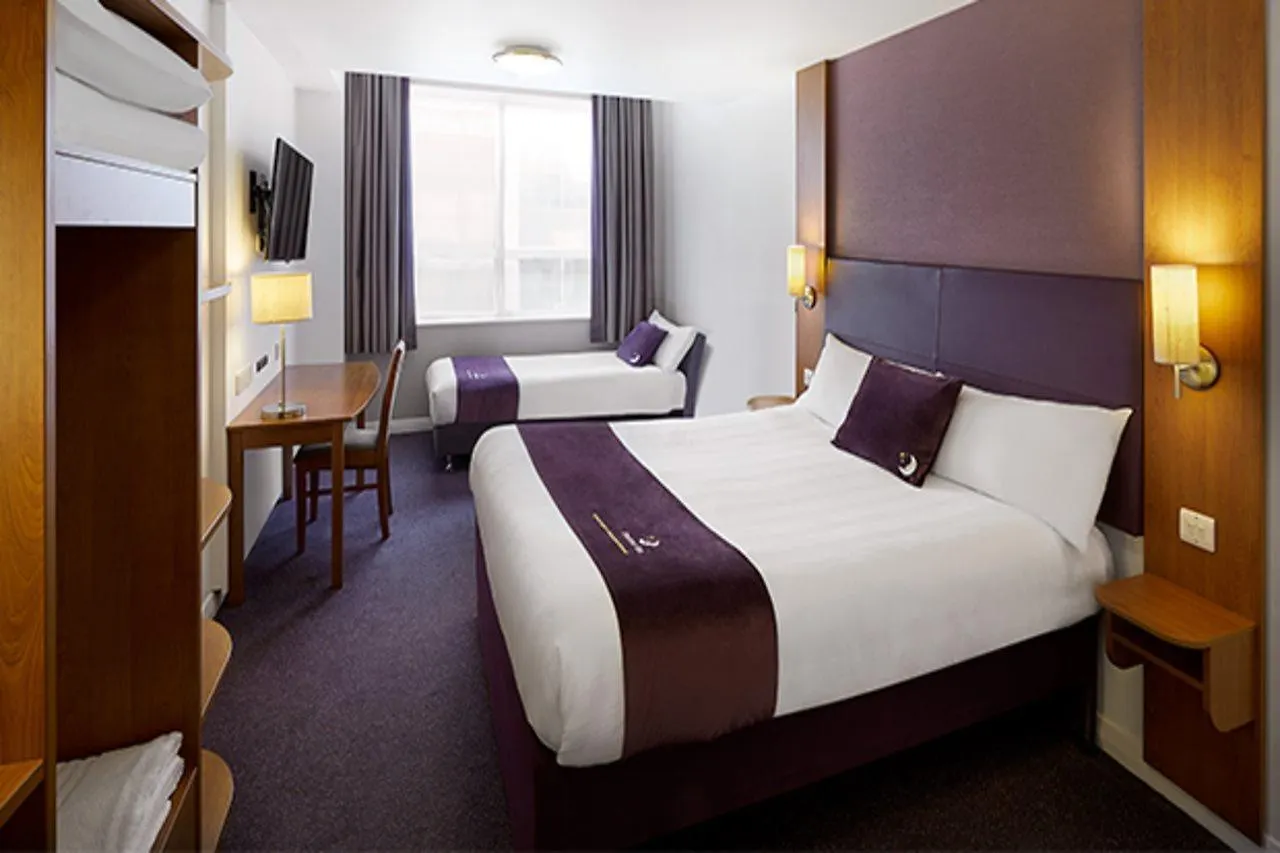 Premier Inn Sunbury - Kempton Park 3*, Sunbury-on-Thames Reino Unido