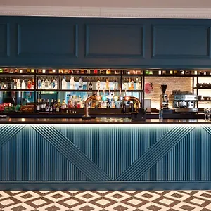 Thistle London Heathrow Terminal 5 Хитроу
