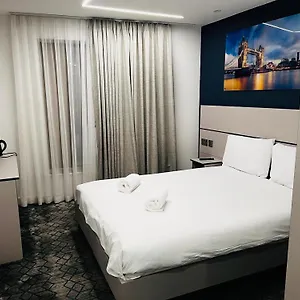 Grand *** Ilford