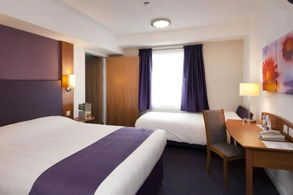 *** Hotel Premier Inn Sunbury United Kingdom