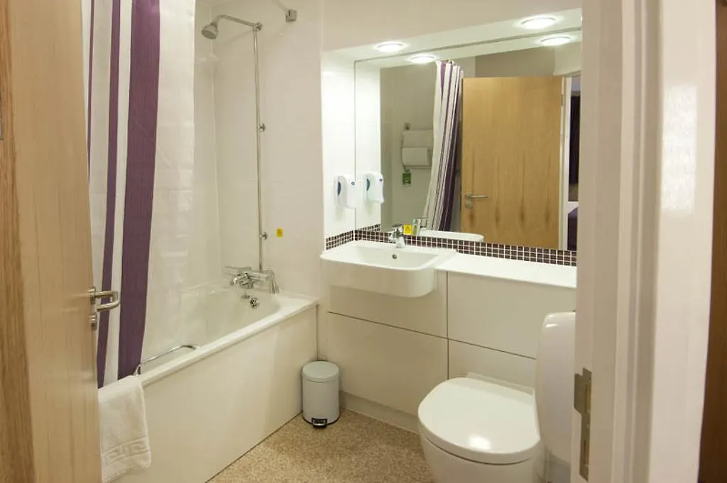Premier Inn Sunbury