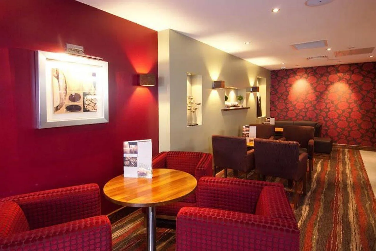 Hotel Premier Inn Sunbury