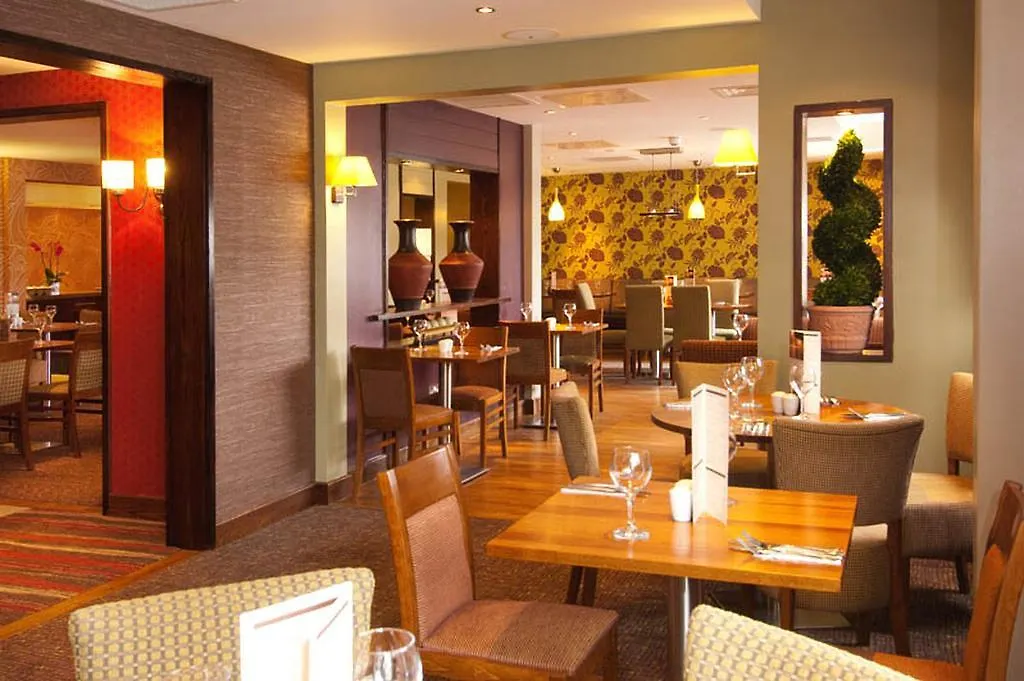 Premier Inn Sunbury Hotel