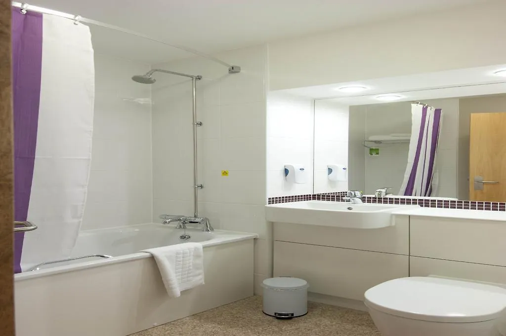 Premier Inn Sunbury Hotel