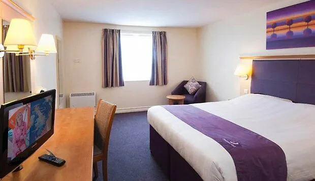 Premier Inn Sunbury 3*, Sunbury-on-Thames